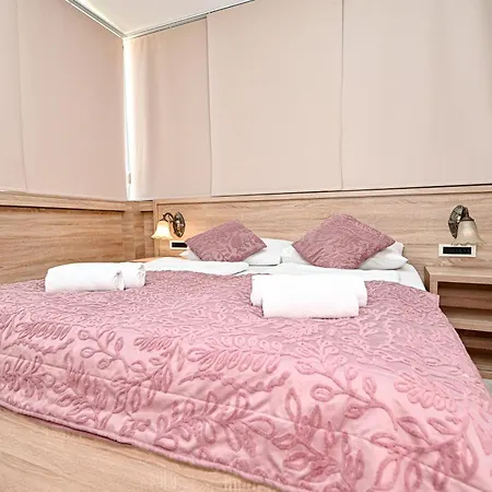 Appartamento Il Giardino Exclusive Rooms&suite Zara